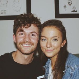 Meet your Posher, John and Amy!